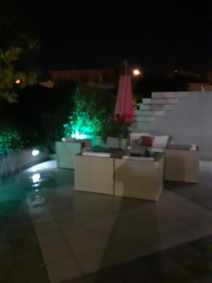 Vila Alegria Nea Iraklitsa Buitenkant foto