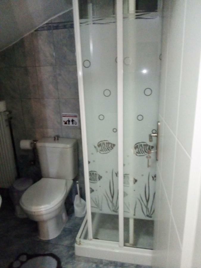 Vila Alegria Nea Iraklitsa Buitenkant foto