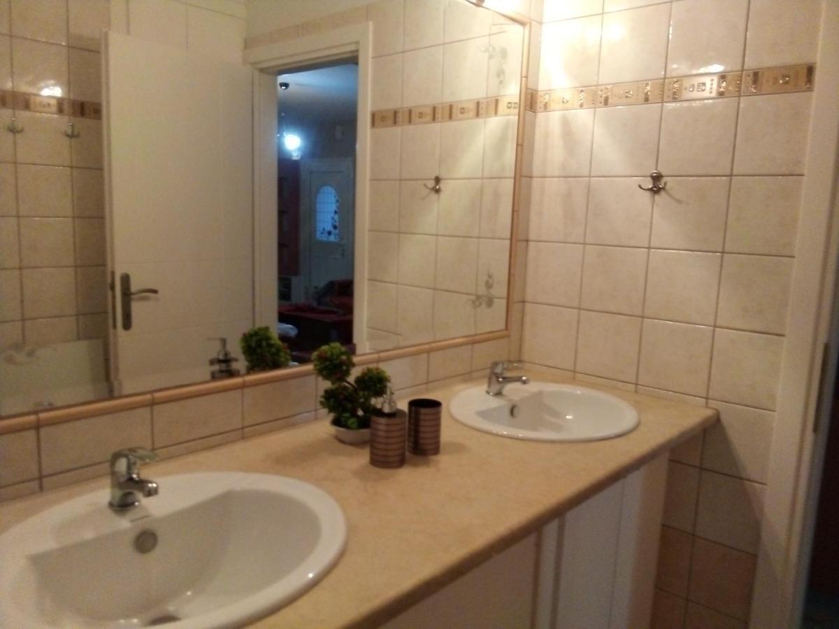 Vila Alegria Nea Iraklitsa Buitenkant foto